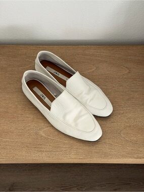 Zara White Leather Slip-On Loafers